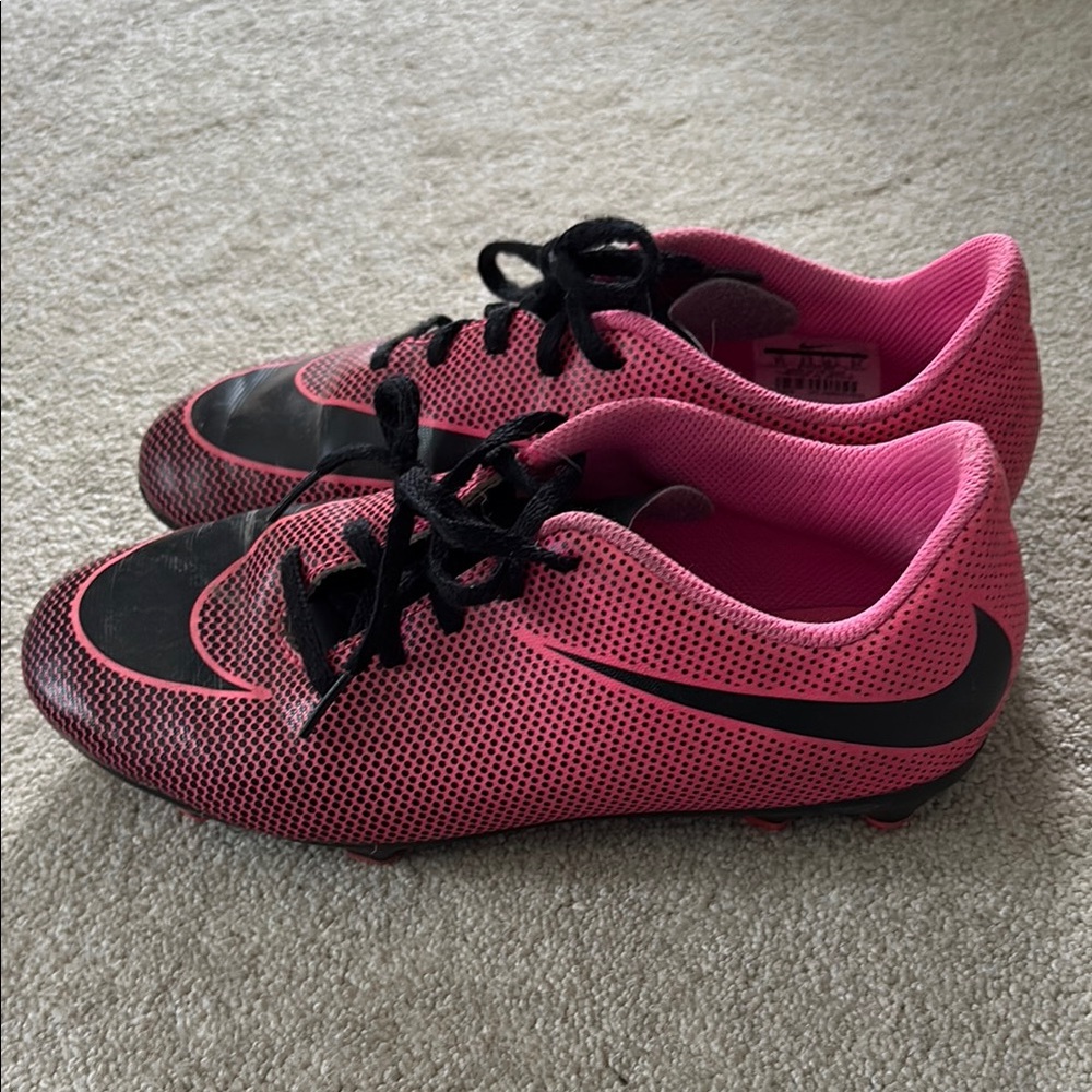Nike Kids cleats  - Pink and Black size 6Y big girl